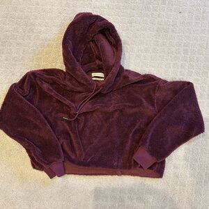 Urban Outfitters crop fleece M